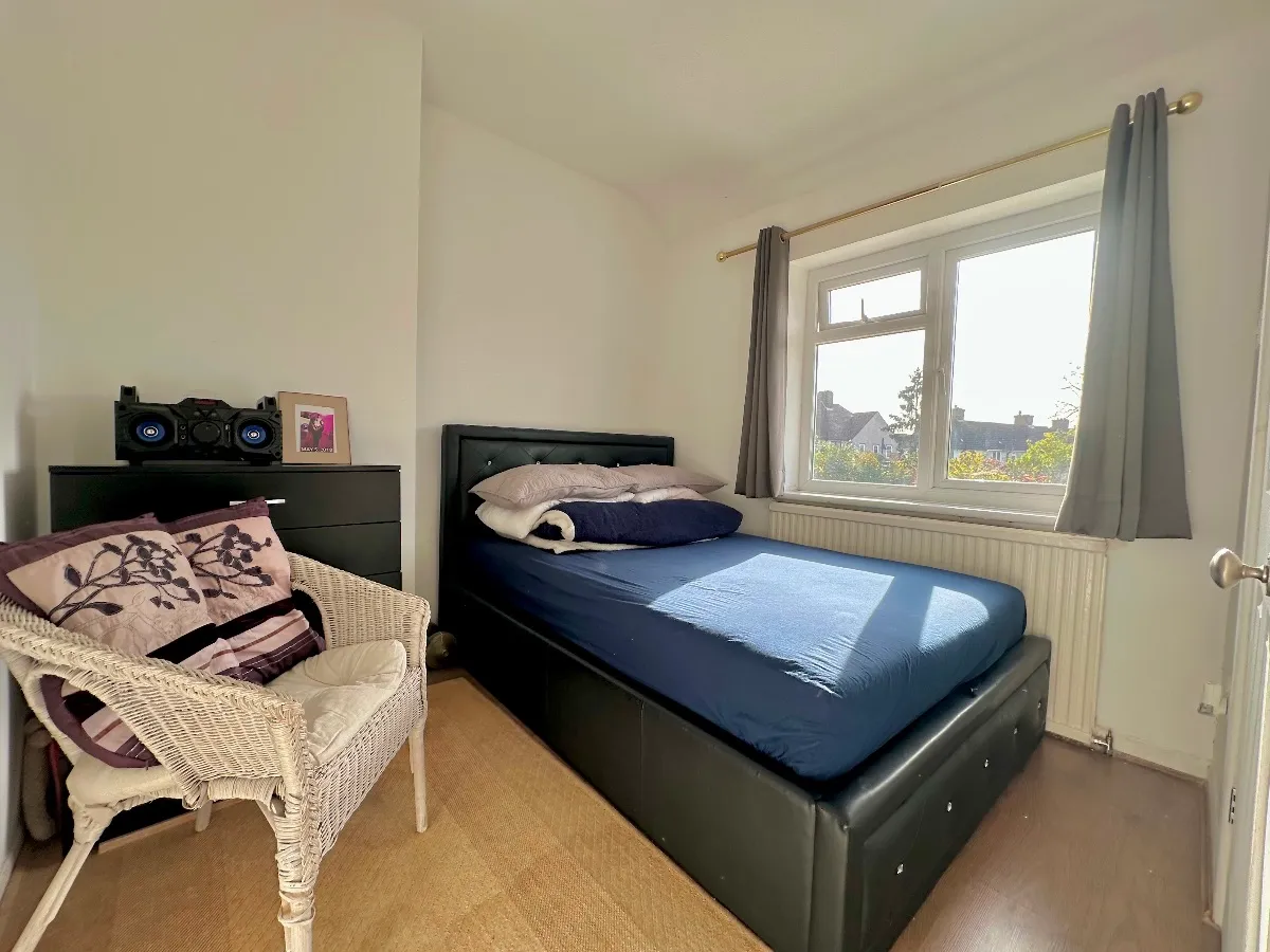 Valence Wood Road, Dagenham, photo 8