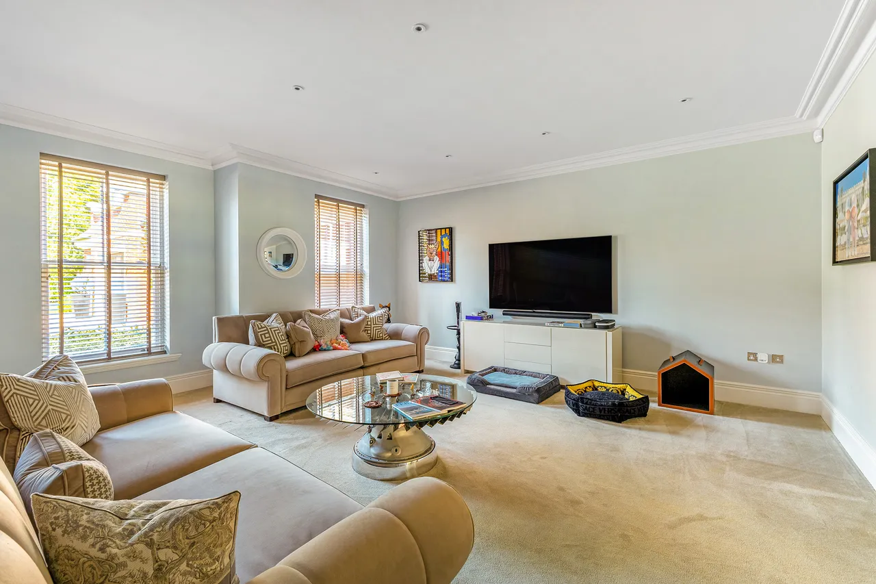 Regent's Walk, Ascot, SL5, photo 10