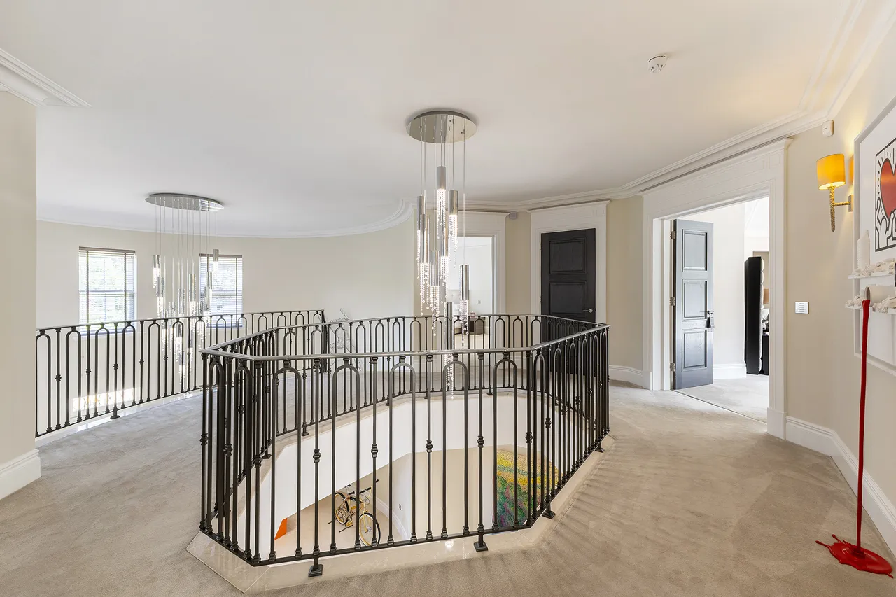 Regent's Walk, Ascot, SL5, photo 13