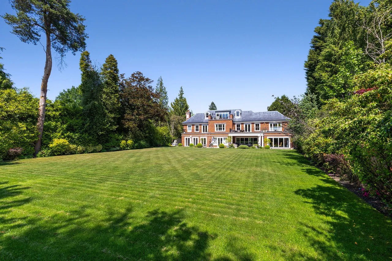 Regent's Walk, Ascot, SL5, photo 2