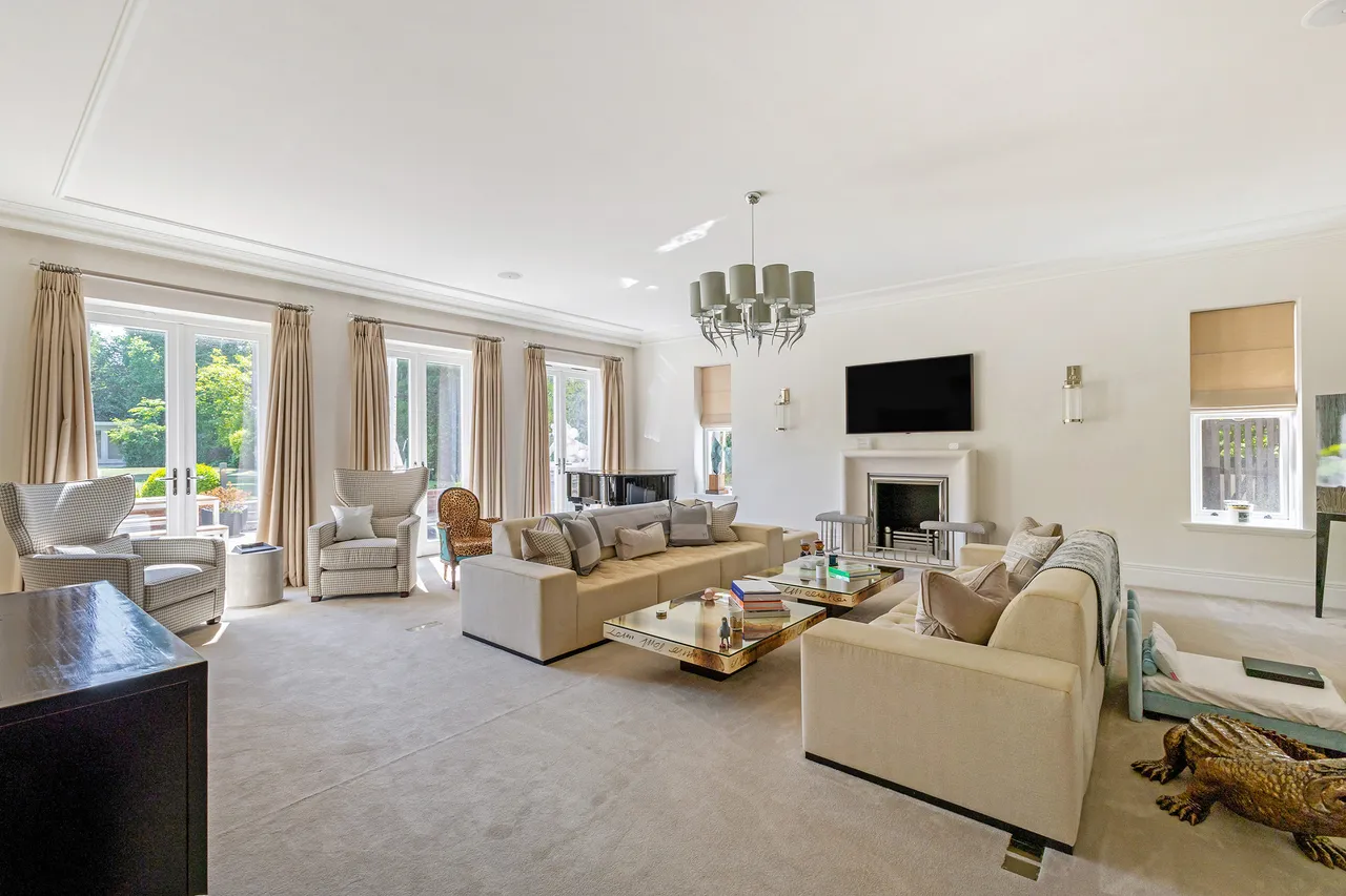 Regent's Walk, Ascot, SL5, photo 4