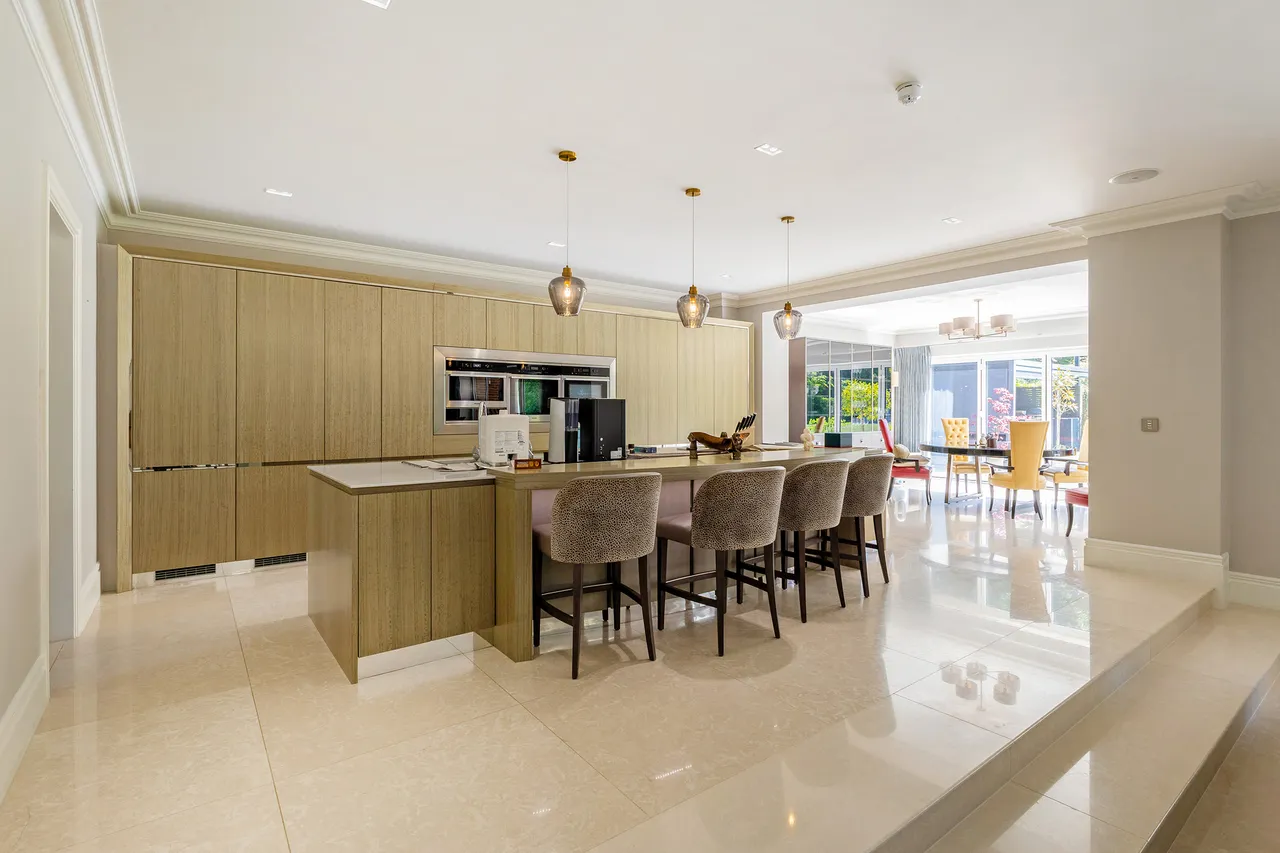 Regent's Walk, Ascot, SL5, photo 6