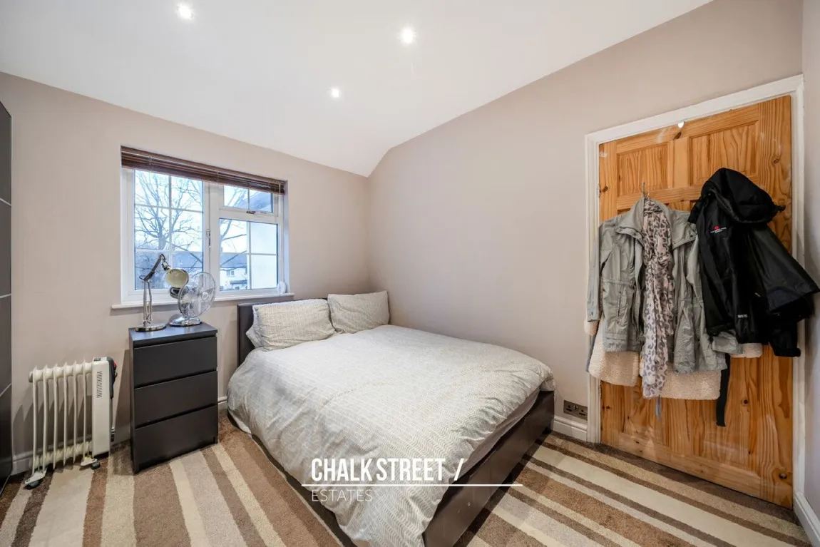 Winding Way, Dagenham, RM8 2TB, photo 10