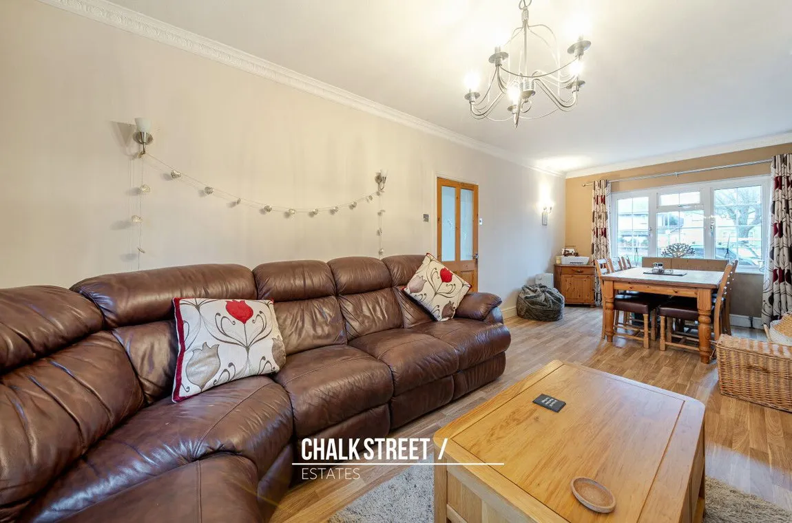 Winding Way, Dagenham, RM8 2TB, photo 5