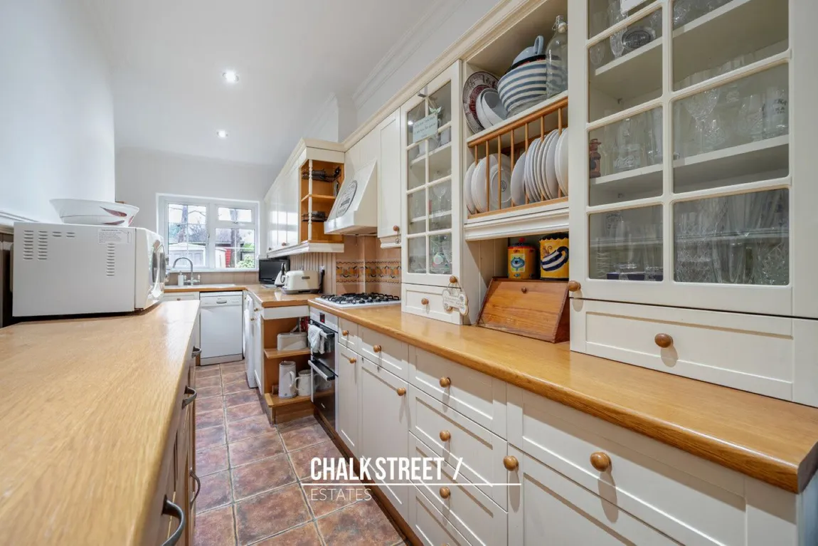 Winding Way, Dagenham, RM8 2TB, photo 7