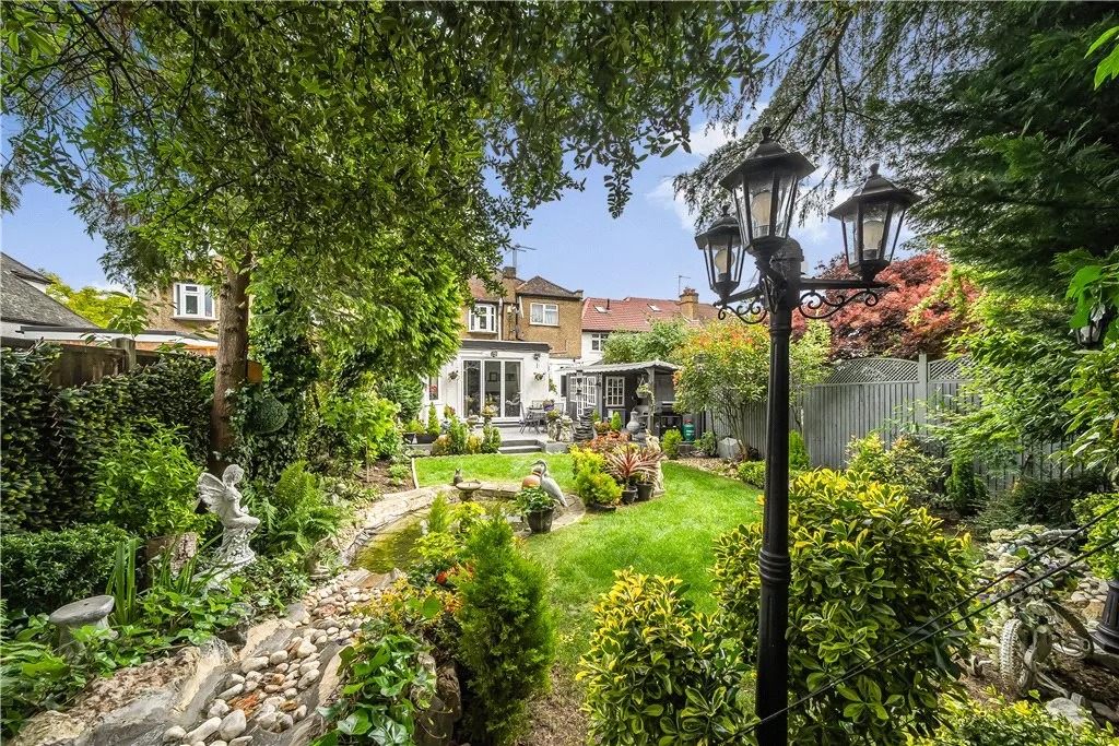 Green Lane, Edgware, HA8, photo 12