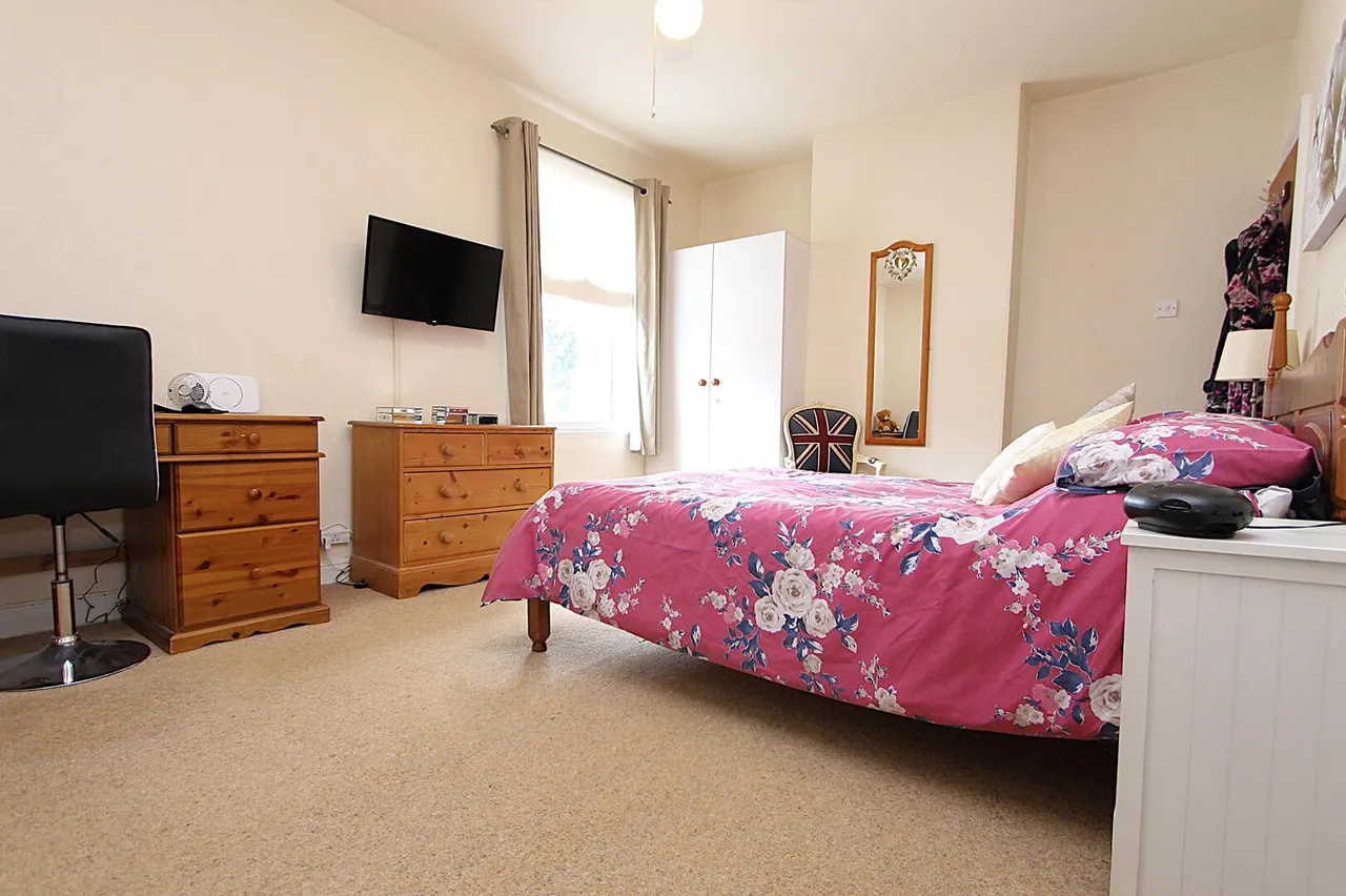 Woodfield Crescent, Kidderminster, photo 10