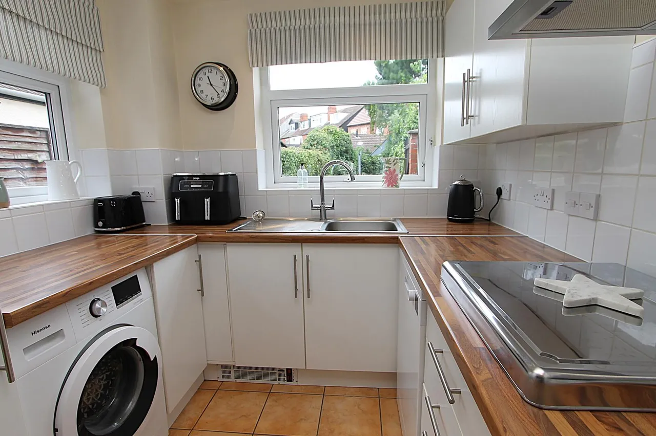 Woodfield Crescent, Kidderminster, photo 7