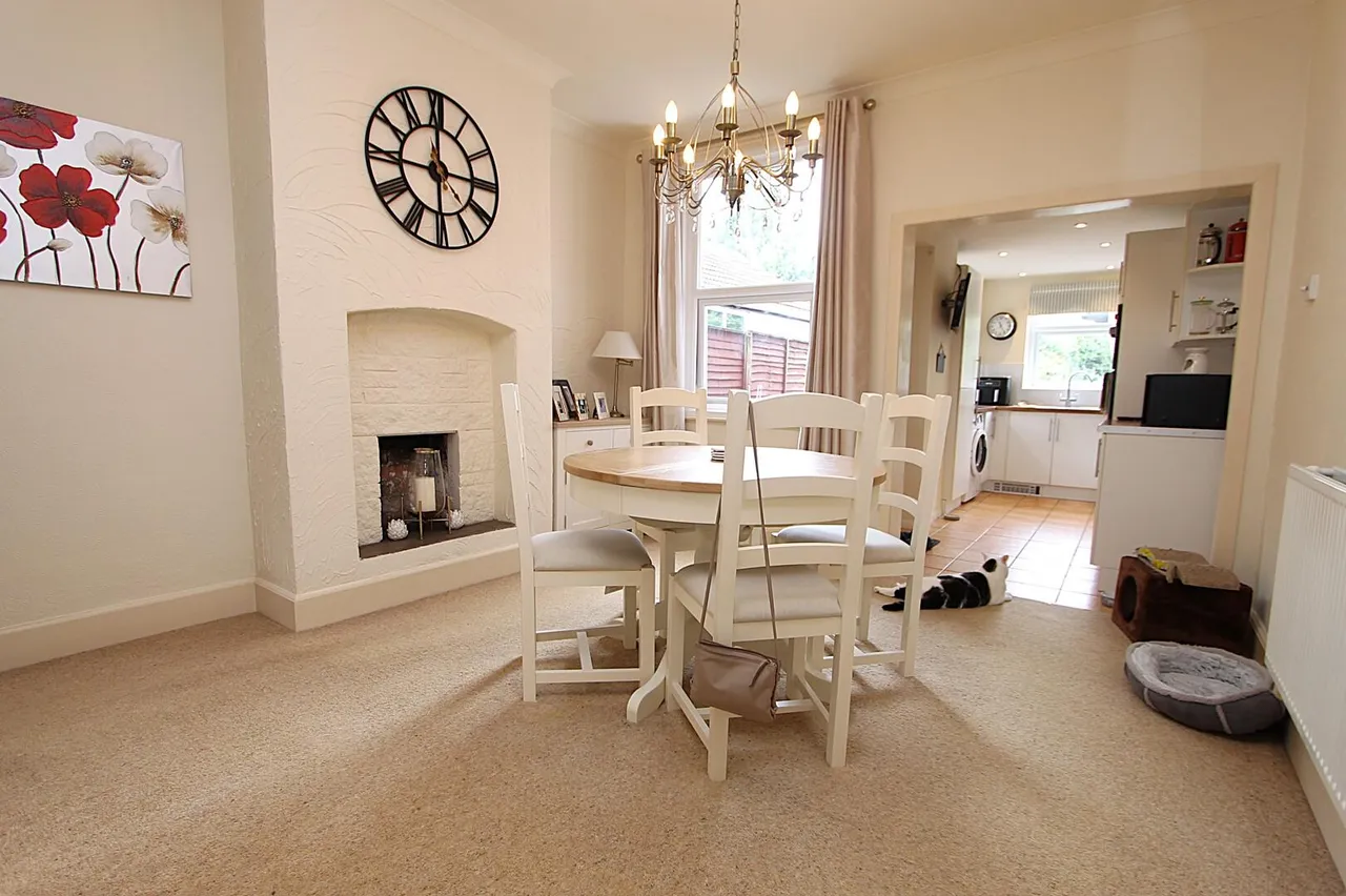 Woodfield Crescent, Kidderminster, photo 5