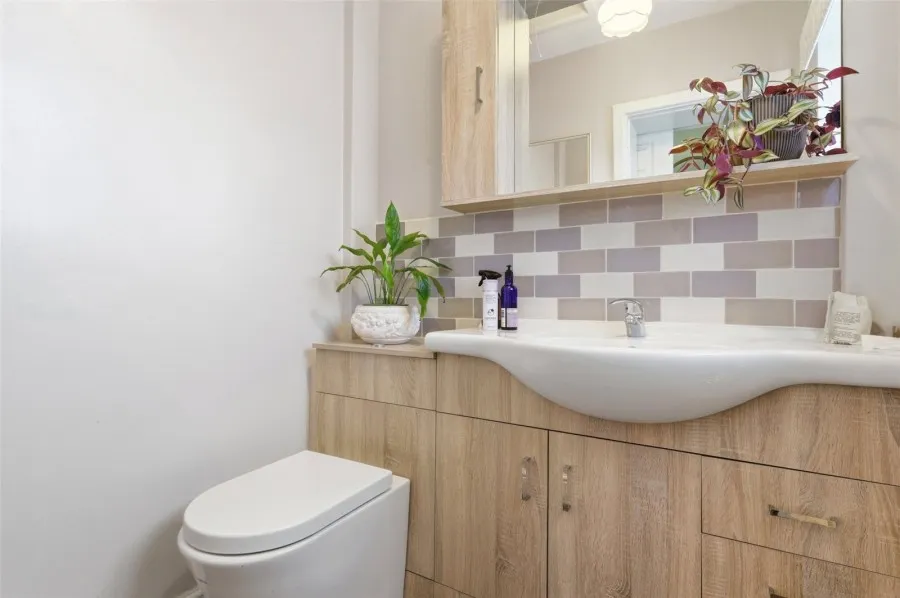 House Under Offer with 3 bedrooms in Radwinter, Saffron Walden, CB10, photo 13
