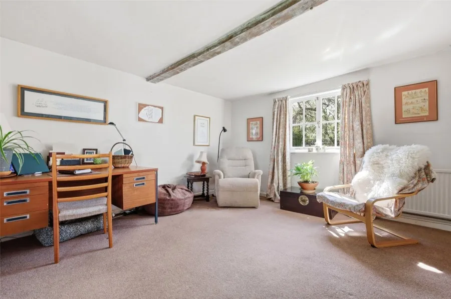 House Under Offer with 3 bedrooms in Radwinter, Saffron Walden, CB10, photo 8