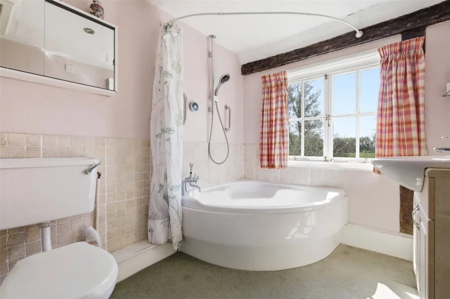 House Under Offer with 3 bedrooms in Radwinter, Saffron Walden, CB10, photo 14