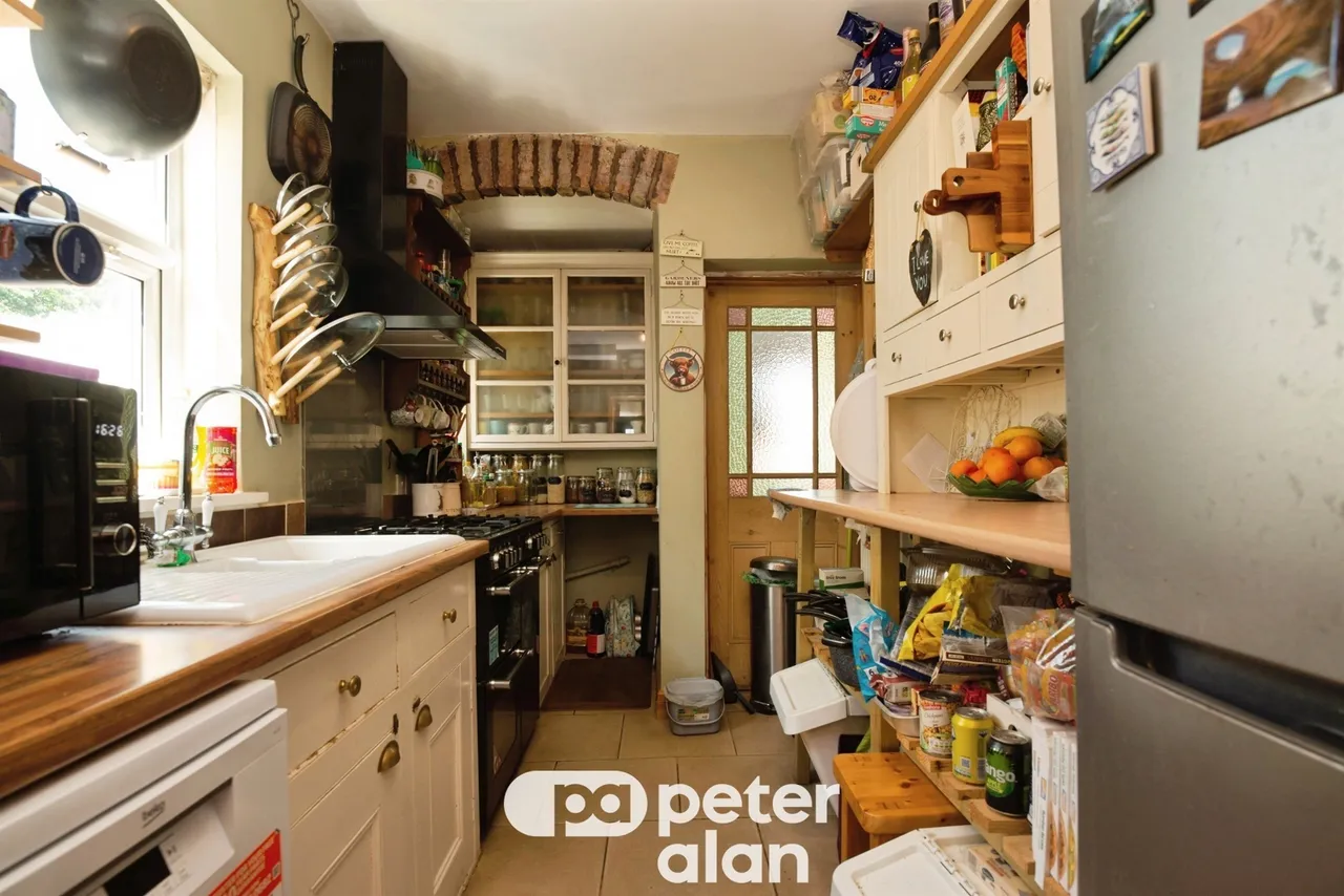 Manor Way, Cardiff, CF14, photo 5