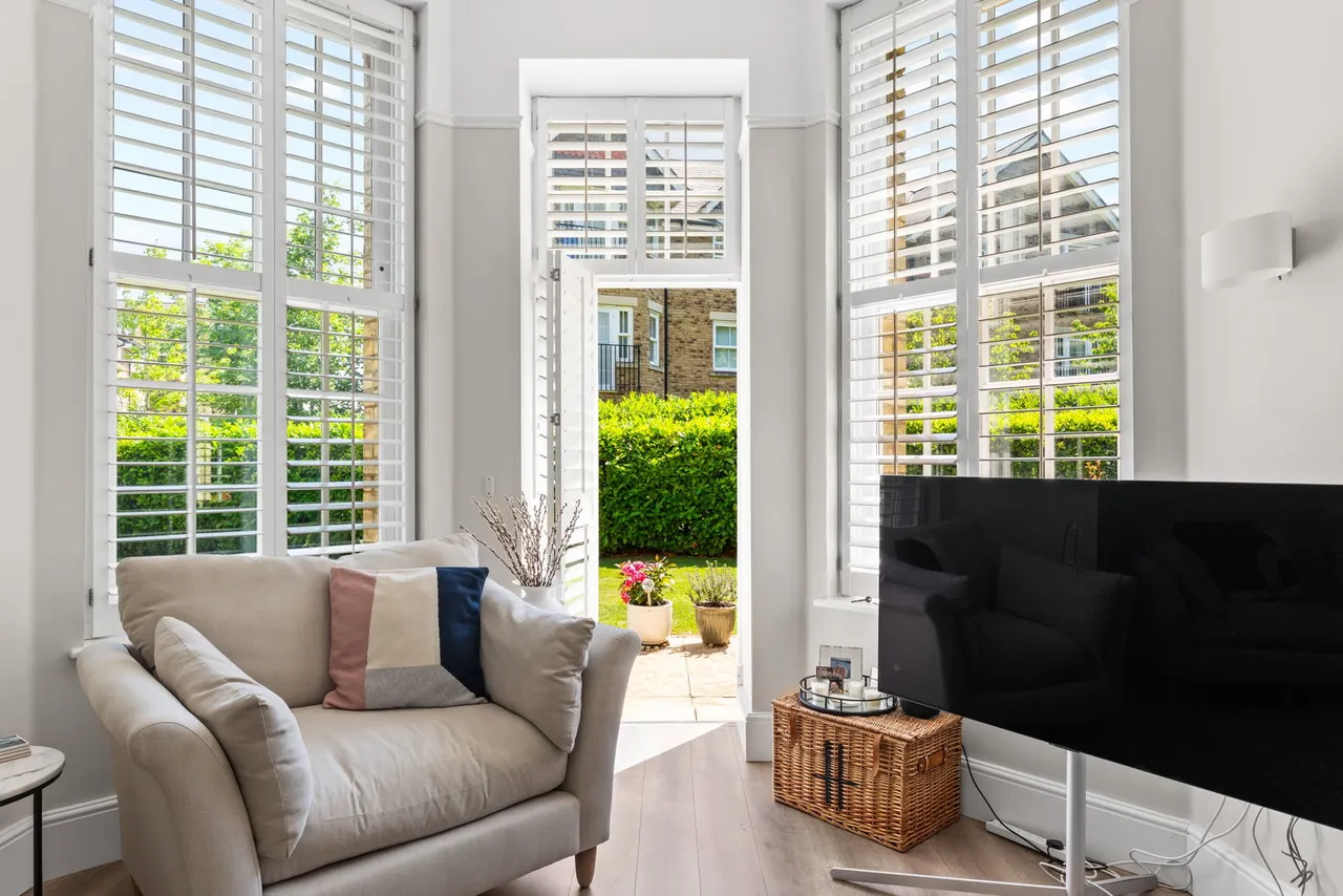 Eastman Way, Epsom, KT19 8DF, photo 3
