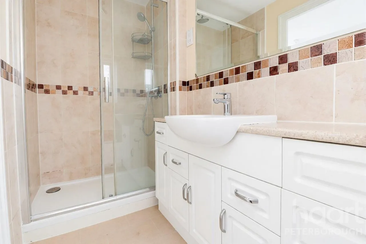 Tern Road, Peterborough, PE7, photo 13
