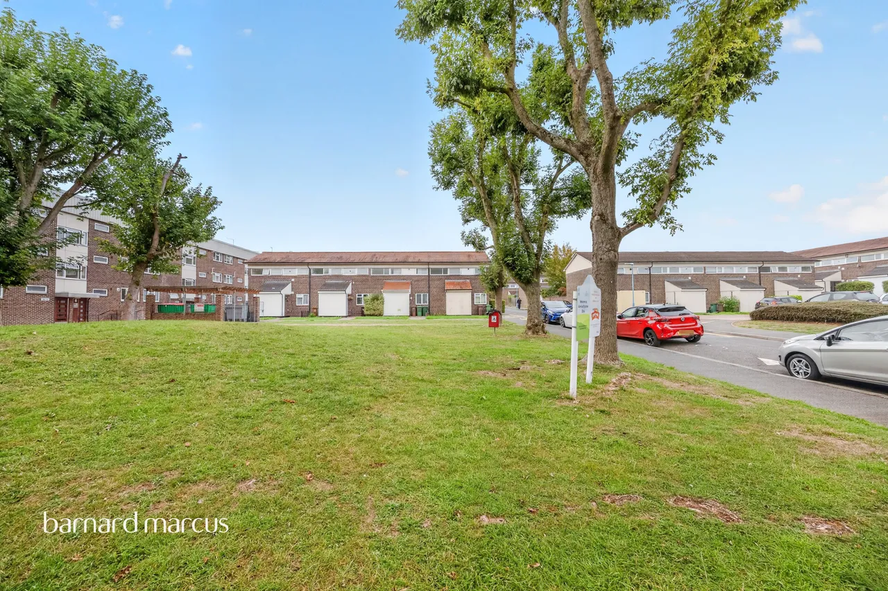 Brabazon Avenue, Wallington, SM6, photo 6