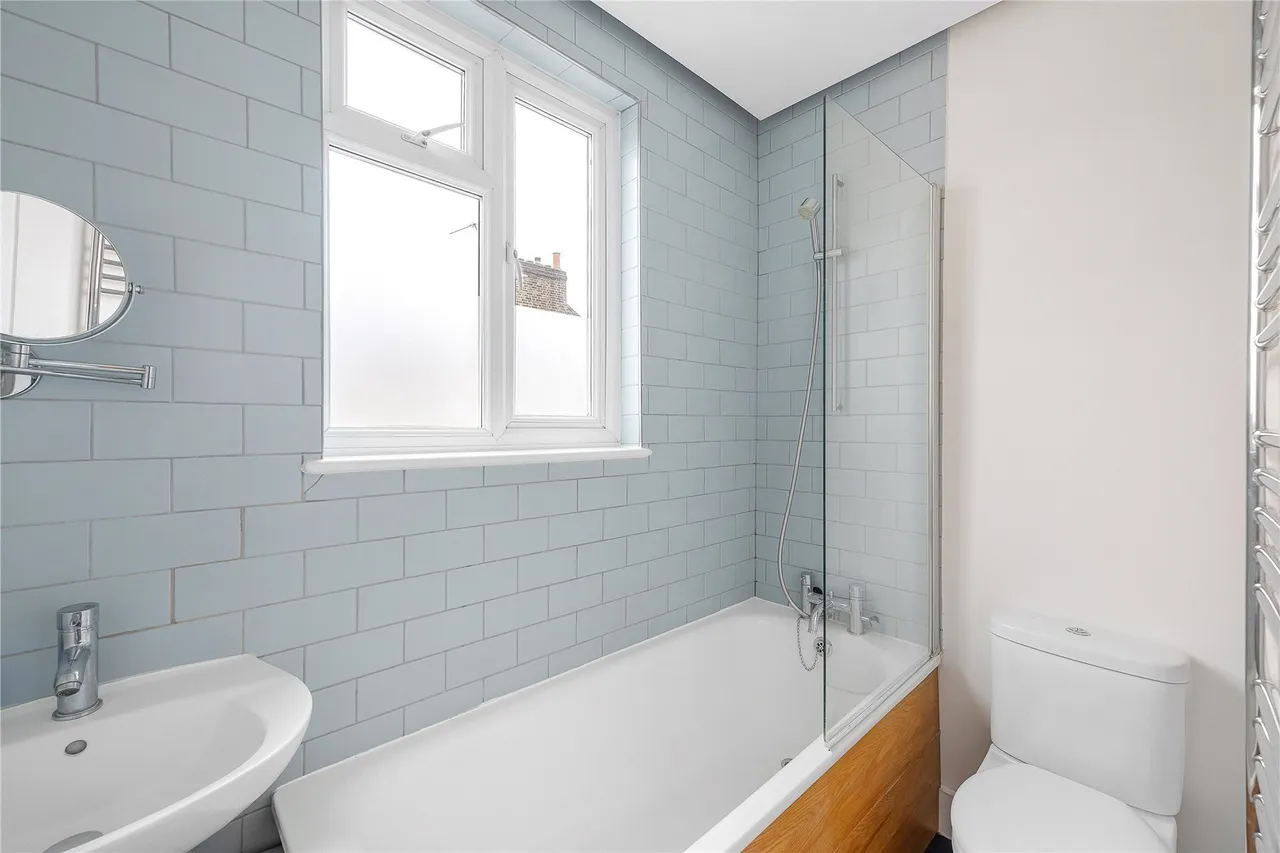 Battersea Park Road, Battersea, London, SW11, photo 5