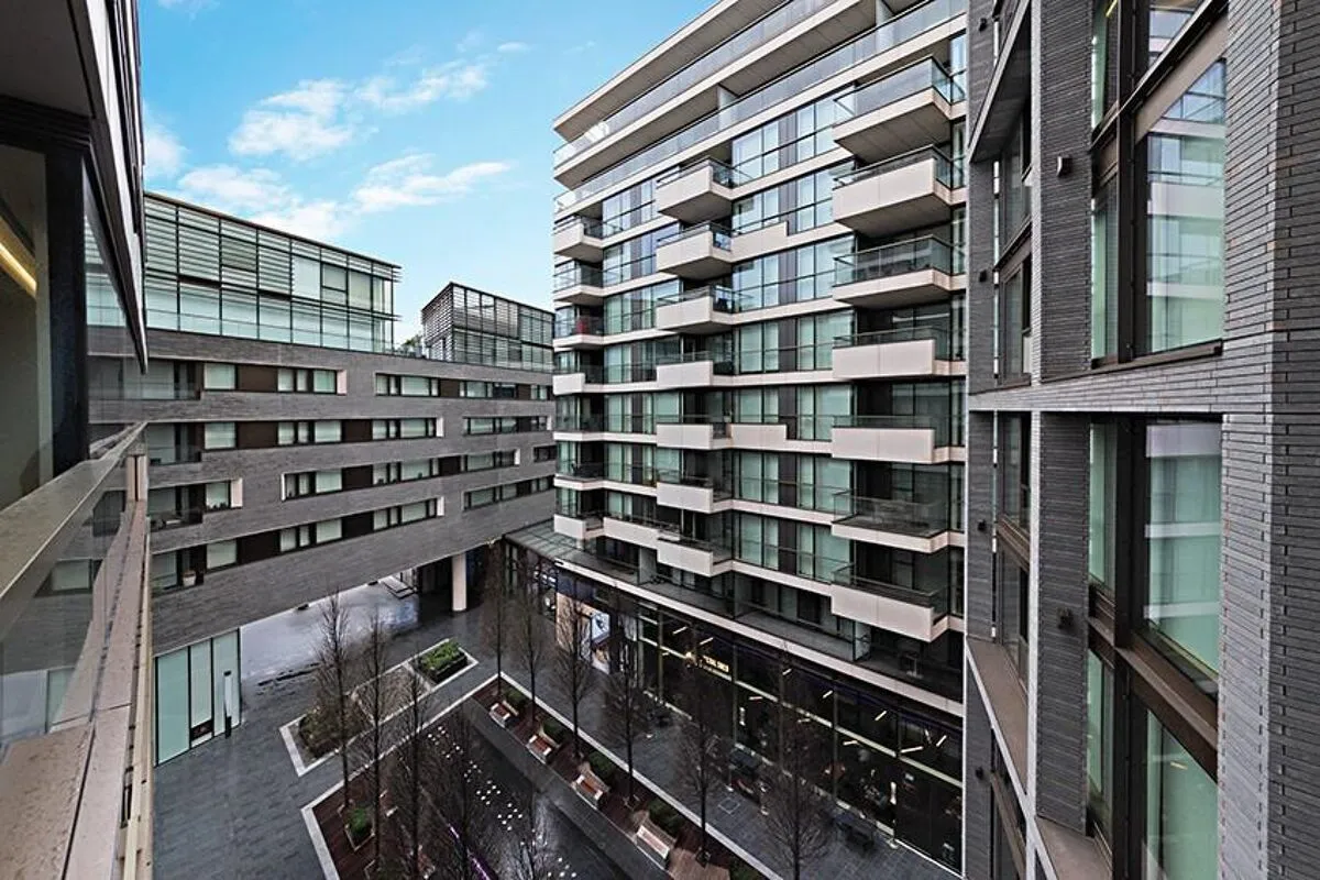 Earls Way, London, SE1, photo 12