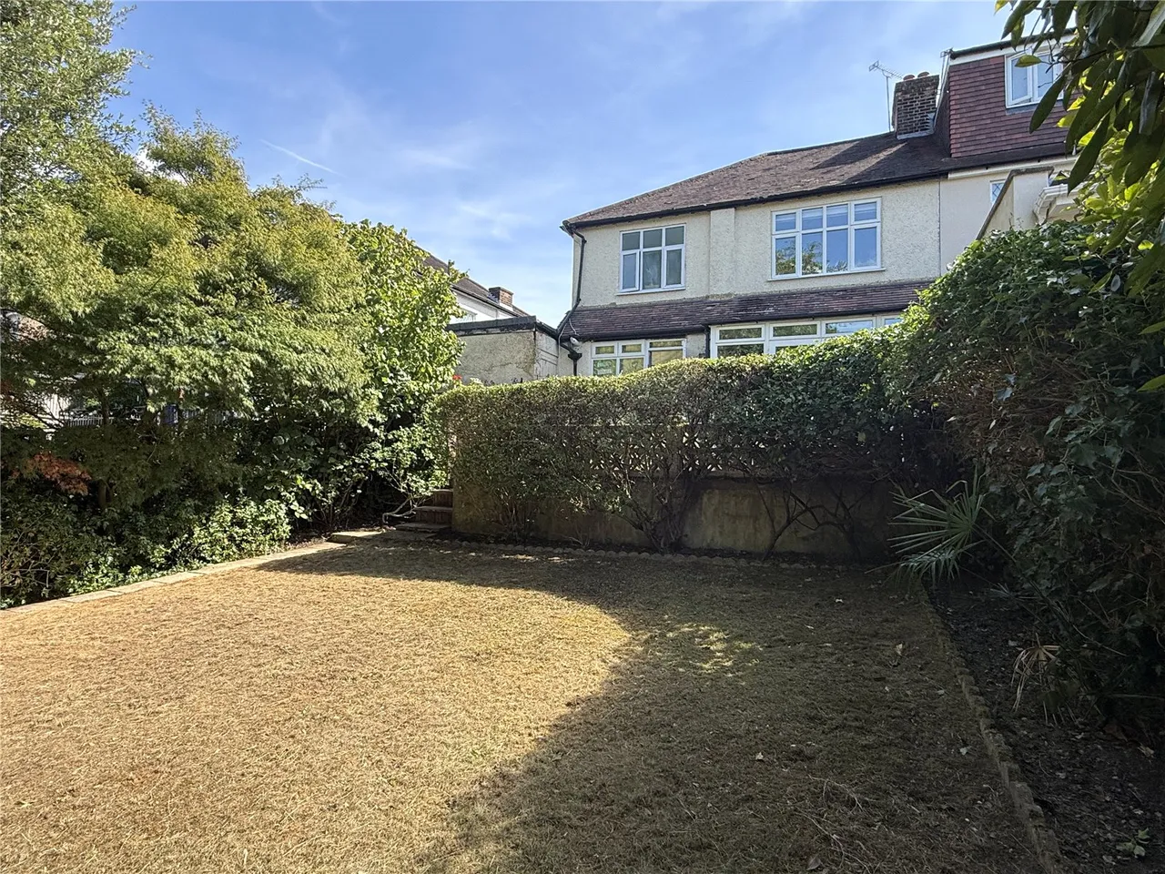 Belmont Avenue, Cockfosters, Barnet, Hertfordshire, EN4 9JP, photo 17