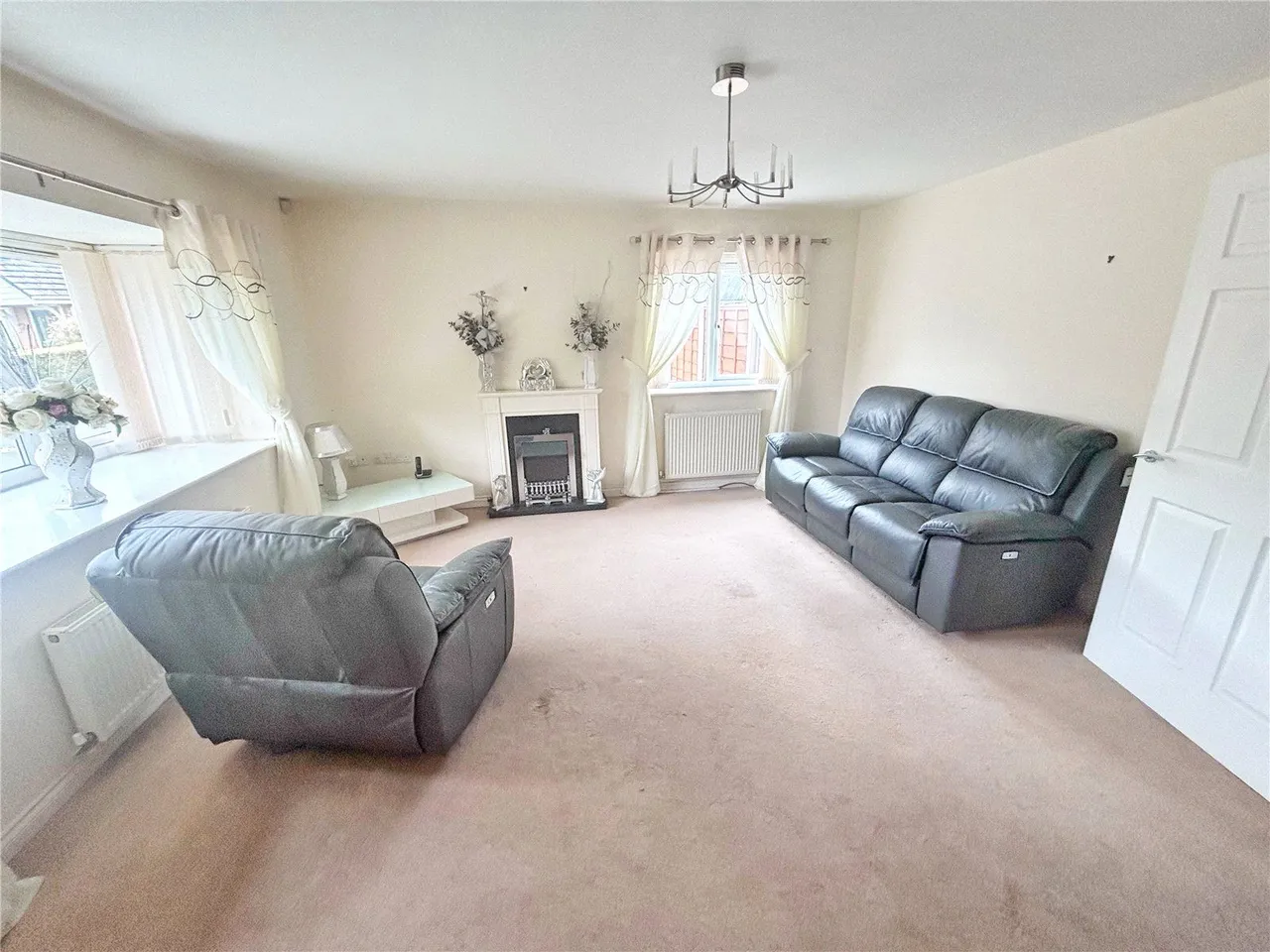 Chanters Close, Blackley, M9, photo 5
