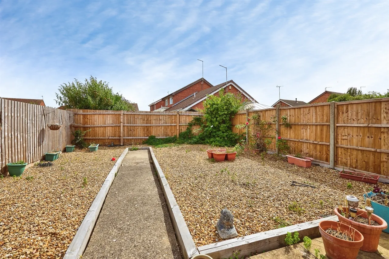 Donaldson Drive, Peterborough, PE4, photo 4