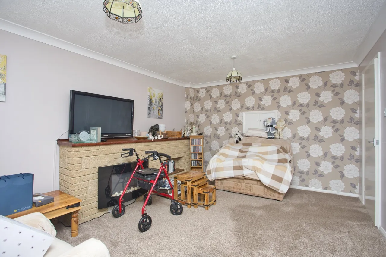 Belinda Court, Folkestone, CT19, photo 5