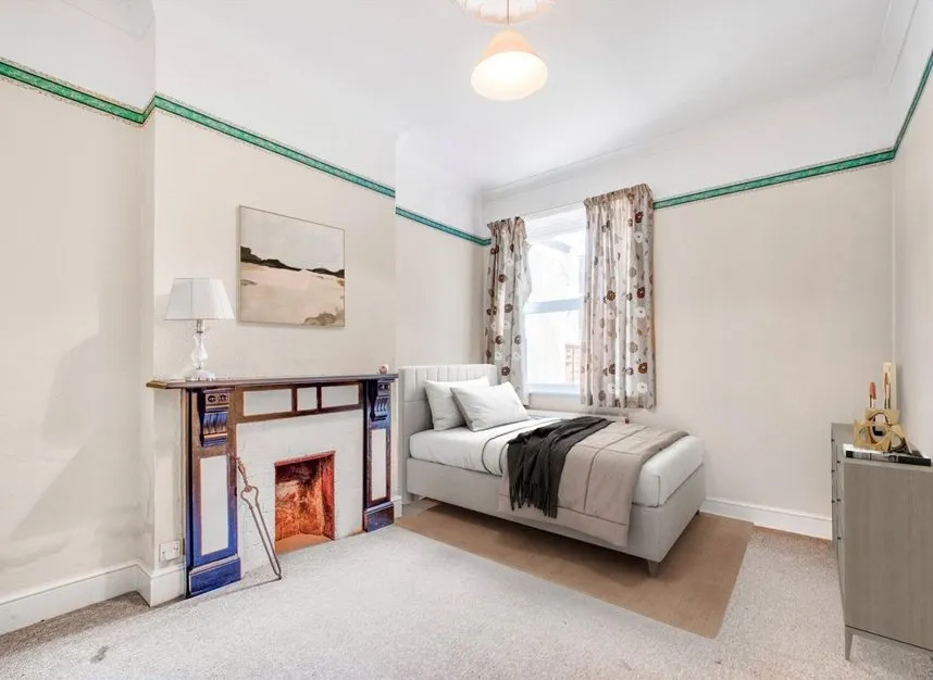 Nemoure Road, Acton, W3, photo 4