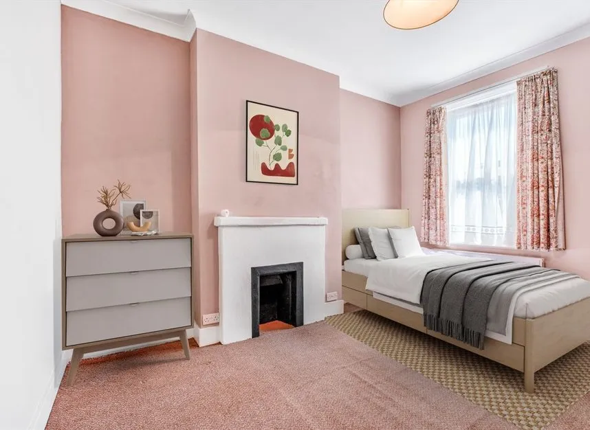 Nemoure Road, Acton, W3, photo 5