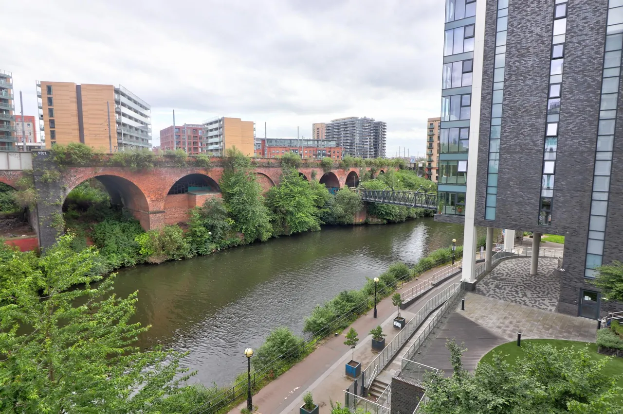 South Hall Street, Salford, M5, photo 13