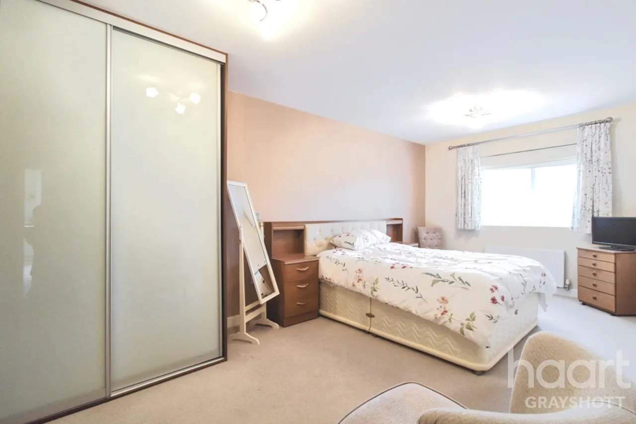 Wispers Lane, Haslemere, GU27, photo 5