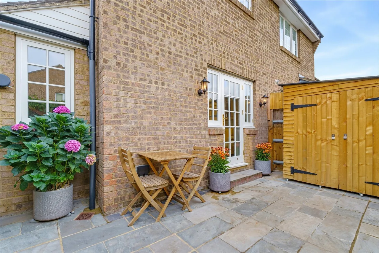St. Hughes Close, London, SW17, photo 10