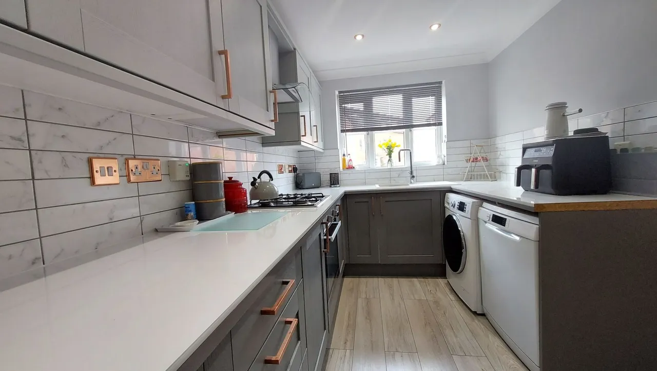 Cowslip Crescent, Bourne, PE10, photo 5