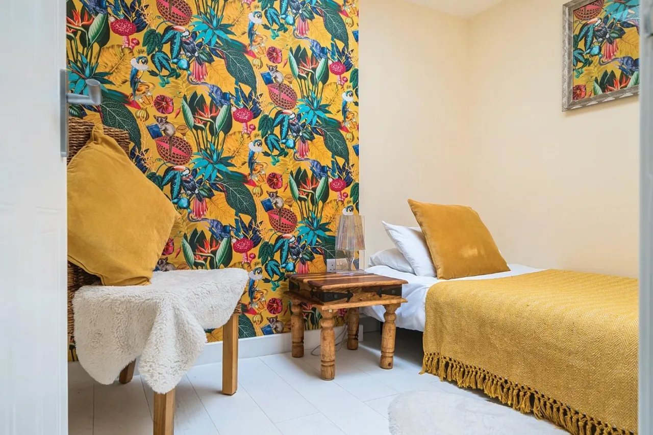 Bread Street, Penzance, TR18, photo 15