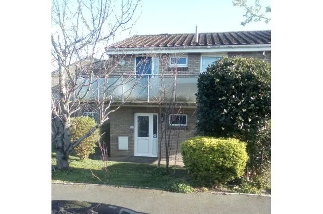 1 bed flat for sale — Hookes Way, Newport