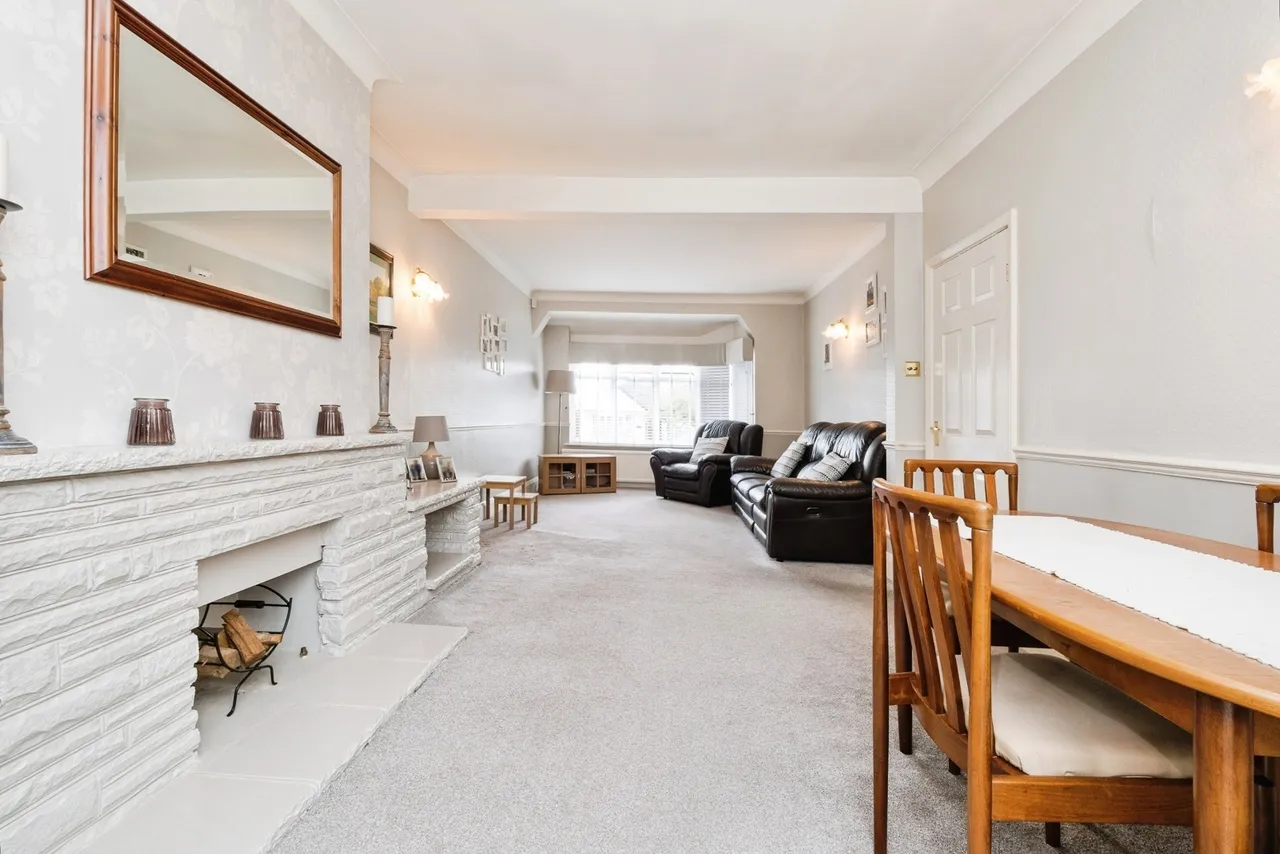 Ravenscourt Drive, Hornchurch, Essex, RM12, photo 27