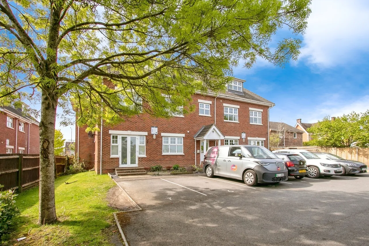 Poole Road, Upton, BH16, photo 13