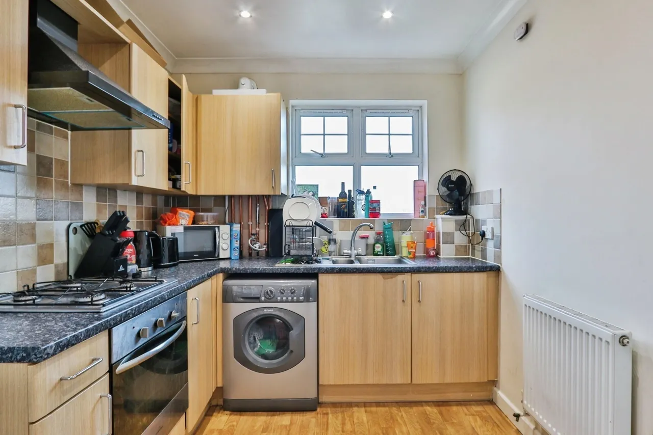 Poole Road, Upton, BH16, photo 6