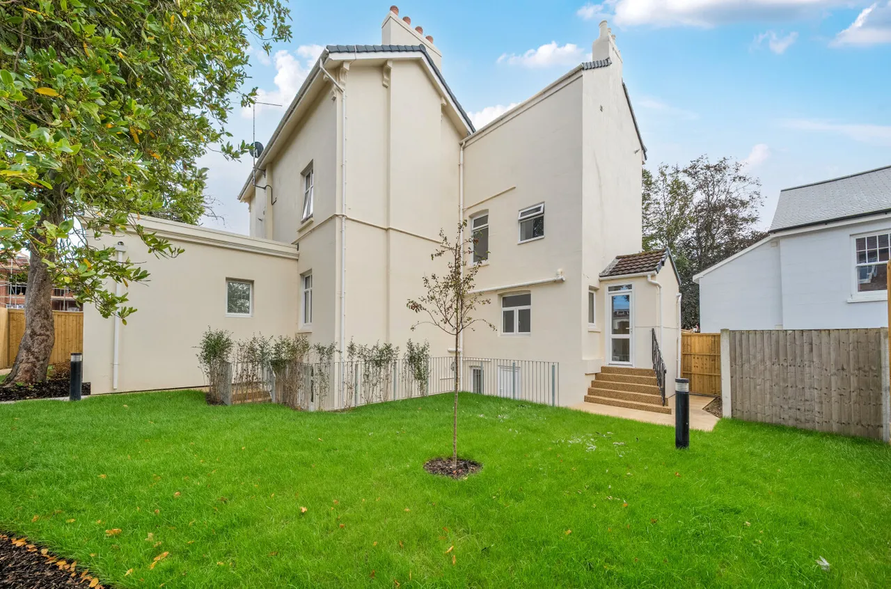 Nelson Road, Southsea, PO5, photo 9