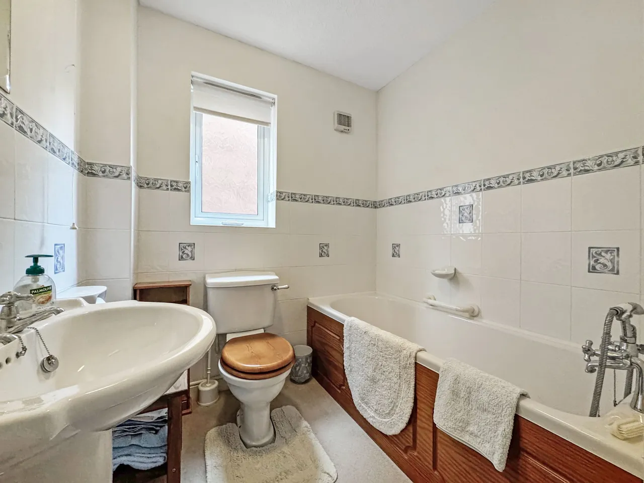 Irthing Park, Brampton, CA8, photo 17