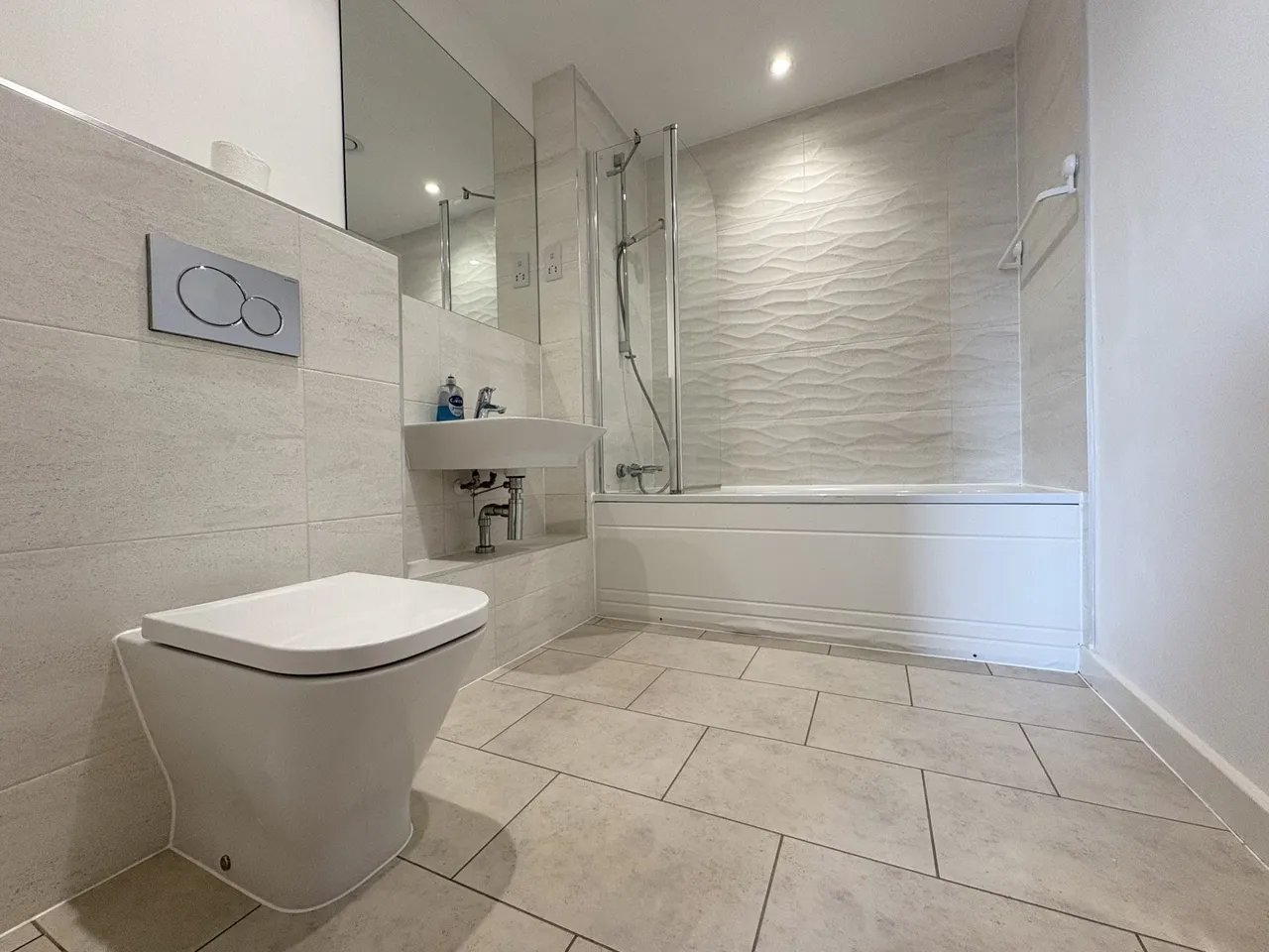 Flat 15, Acorn Lodge, Milton Keynes, 1 Pascal Mews, MK10 9UL, photo 14
