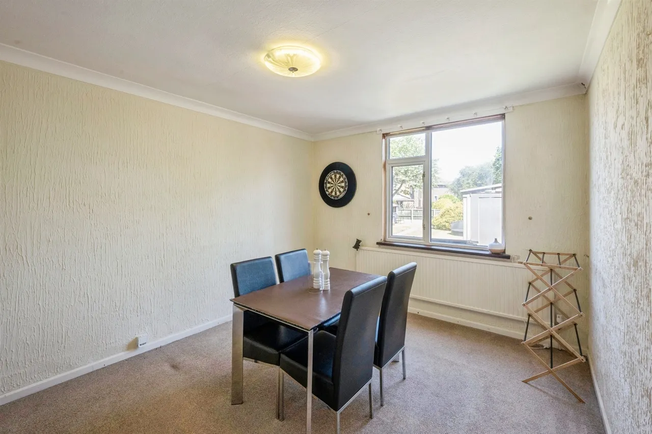 Scrooby Road, Bircotes, Doncaster, photo 4