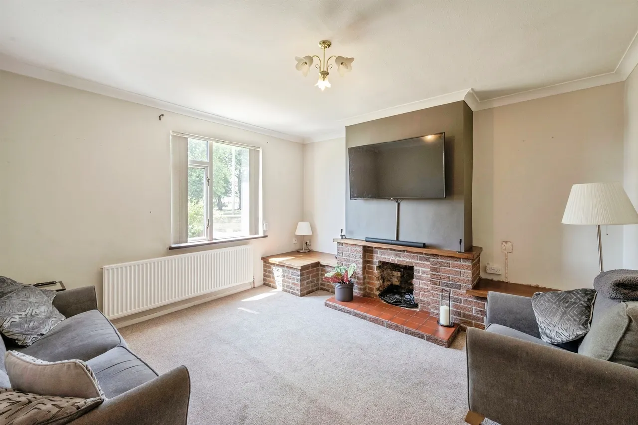 Scrooby Road, Bircotes, Doncaster, photo 3