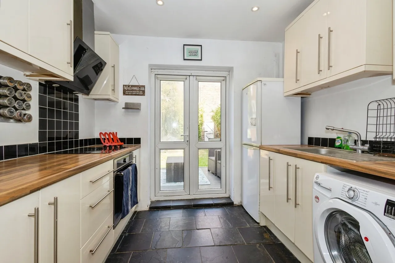 Chichester Road, Portsmouth, PO2, photo 11