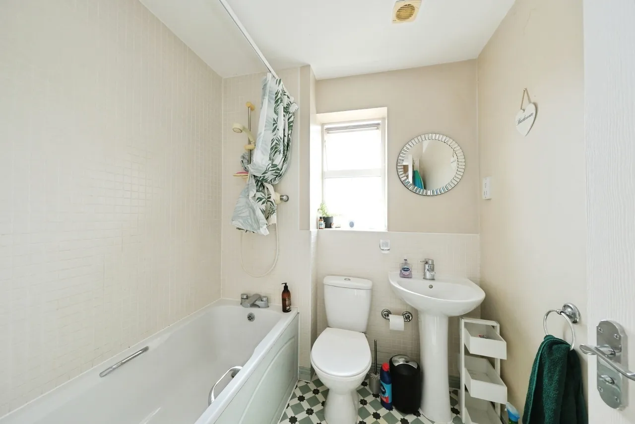 Rufford Drive, Mansfield Woodhouse, Mansfield, Nottinghamshire, NG19, photo 13