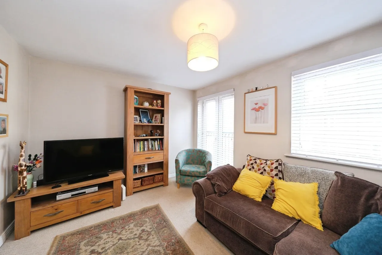 Rufford Drive, Mansfield Woodhouse, Mansfield, Nottinghamshire, NG19, photo 4