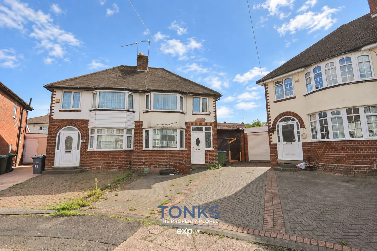 3 bed house for sale, Petersfield Drive, Rowley Regis, B65