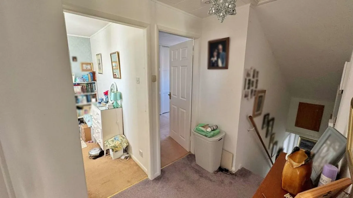 Dale Avenue, Cherry Willingham, photo 15