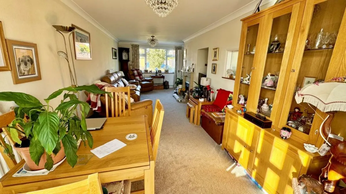 Dale Avenue, Cherry Willingham, photo 7