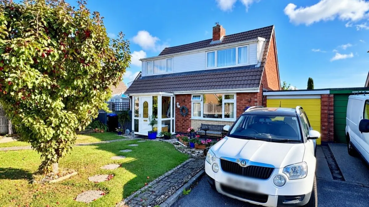 4 bed house for sale, Dale Avenue, Cherry Willingham