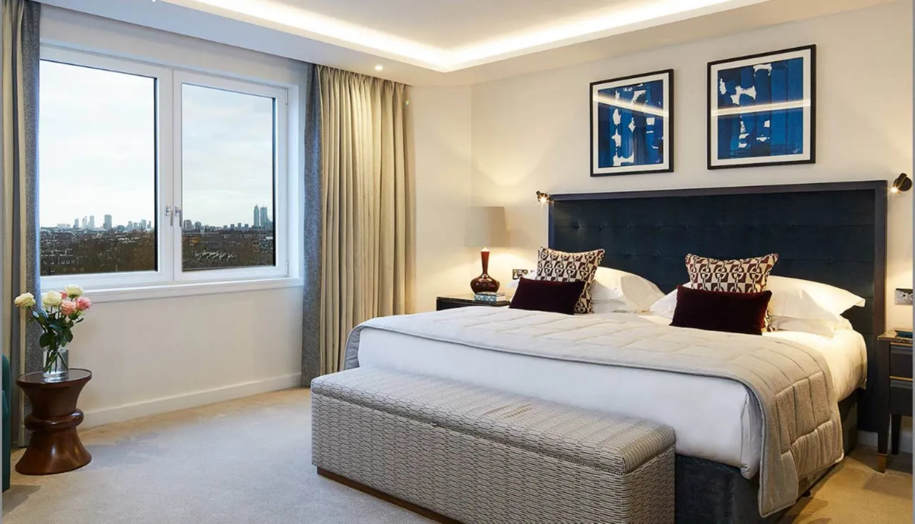 3 bed flat to rent, London, SW7